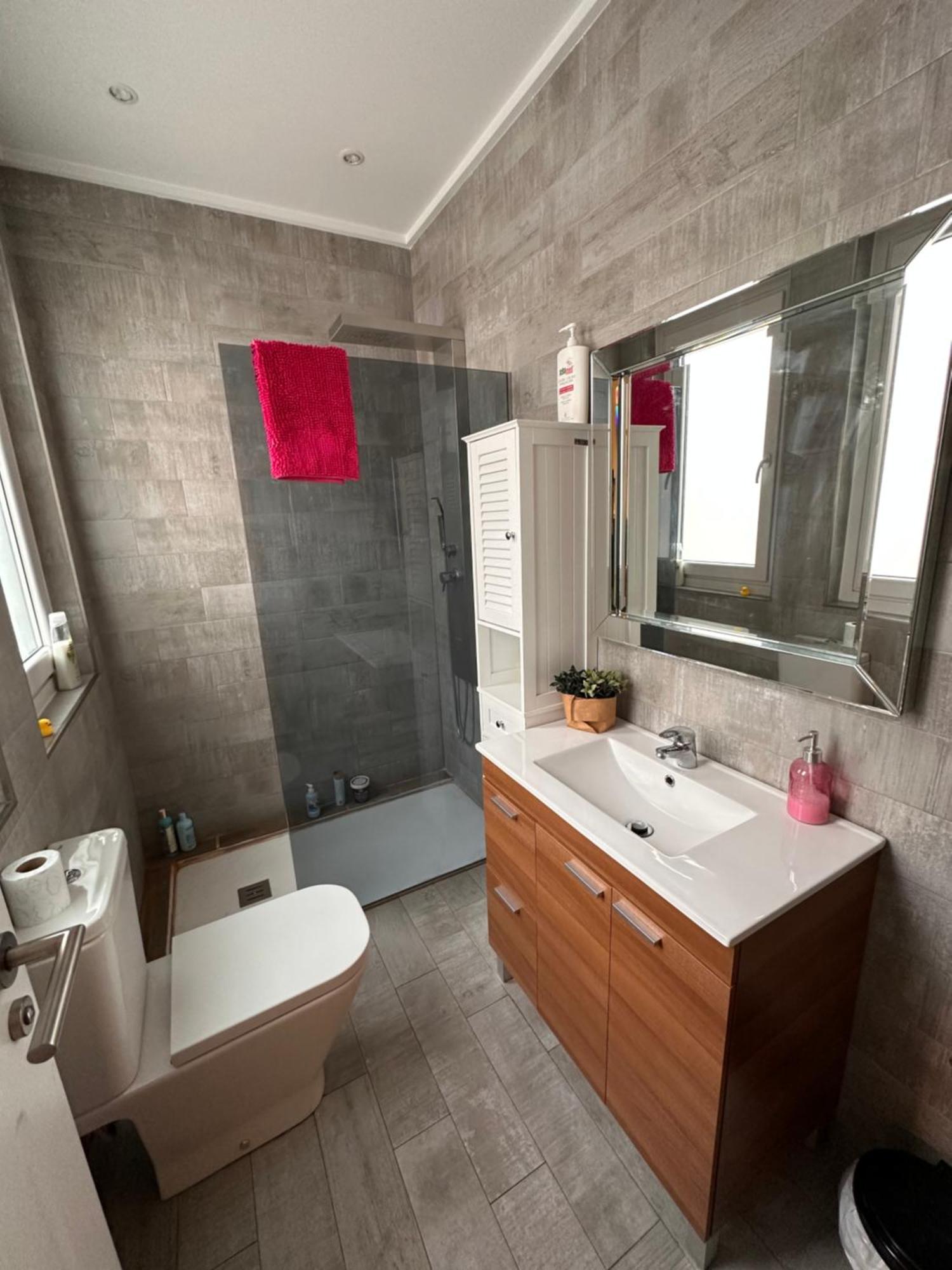 Leon Es Sueno Apartment Luaran gambar